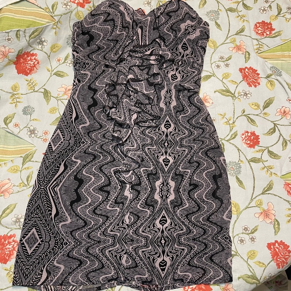 Guess Ruffle Mini Dress - Picture 4 of 15